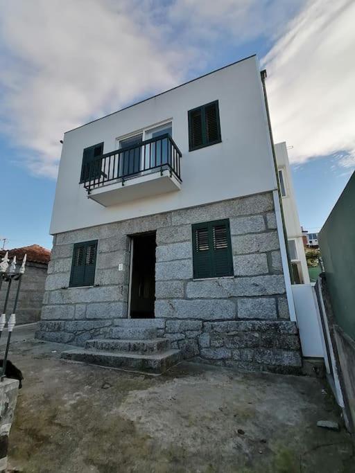 Casa Creixo - Moradia Completa T2 Appartamento Guimarães Esterno foto